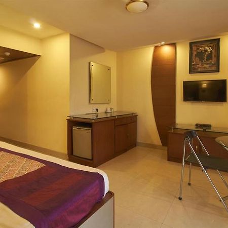 Hotel Chandra Park Chennai Exterior foto